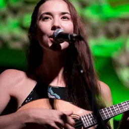 Portrait of Lisa Hannigan