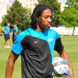 Portrait of Rajiv van La Parra