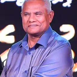 Portrait of Roanu Hassan Manik
