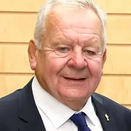Portrait of Bill Beaumont