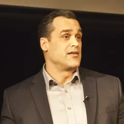 Portrait of Dan Gardner