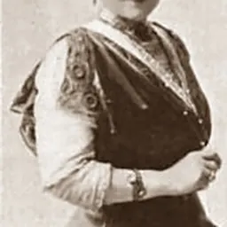 Portrait of Phoebe Davies