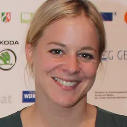Portrait of Bernadette Heerwagen