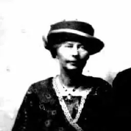 Portrait of Una Hunt