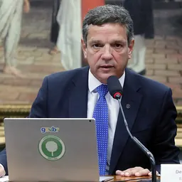 Portrait of Caio Paes de Andrade