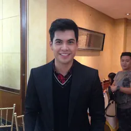 Portrait of Ken Alfonso