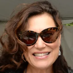 Portrait of Amy Sky
