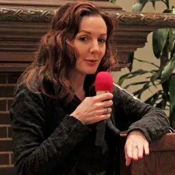 Portrait of Hélène Cardona
