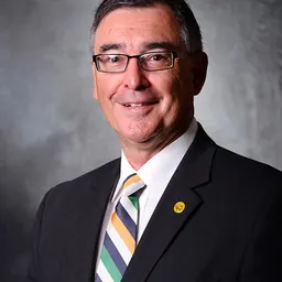 Portrait of Glenn Tasker