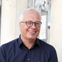 Portrait of Peter Mertens
