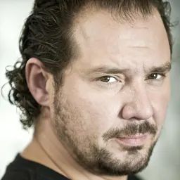 Portrait of Axel Daeseleire