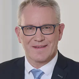 Portrait of Daniel Oehry