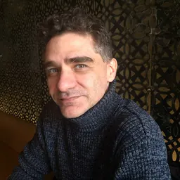 Portrait of Carlos Hernandez