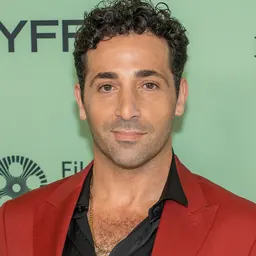 Portrait of Johnny Cannizzaro
