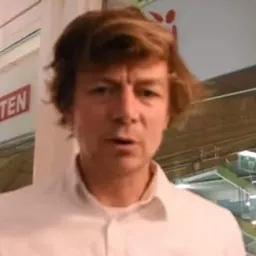 Portrait of Jeroen Straathof