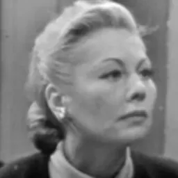 Portrait of Vicki Cummings