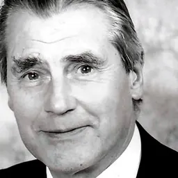 Portrait of Eric Arnott