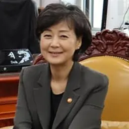 Portrait of Park Soon-ae
