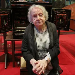 Portrait of Montserrat Torrent
