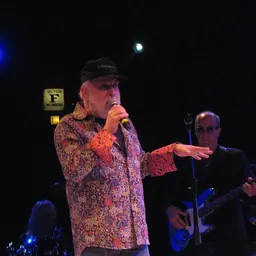 Portrait of Howard Kaylan
