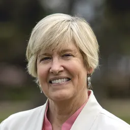 Portrait of Allison Alberts