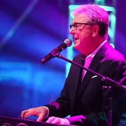 Portrait of Don Moen