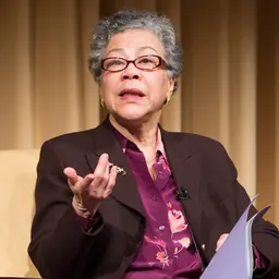Portrait of Rosalyn Terborg-Penn