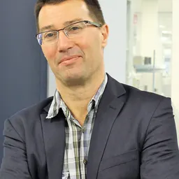 Portrait of Ron Heeren