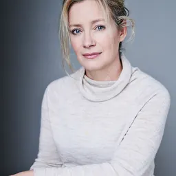Portrait of Amanda Douge