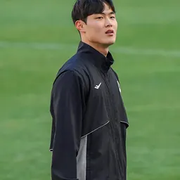 Portrait of Kang Seong-jin