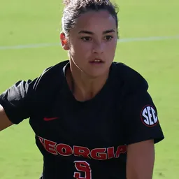 Portrait of Amber Nguyen