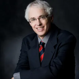 Portrait of Andrew Petter