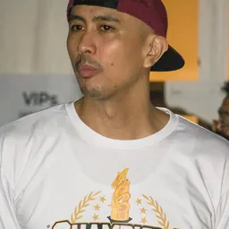 Portrait of Christian Luanzon