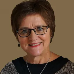 Portrait of Kari-Margrete Rensel Løvgren