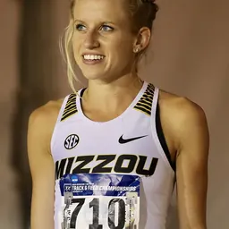 Portrait of Karissa Schweizer