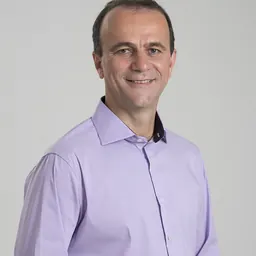 Portrait of Helder Salomão