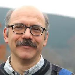 Portrait of Uwe Grimm