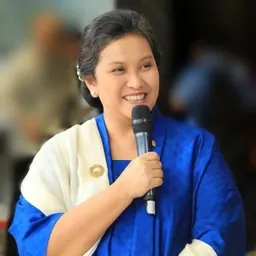 Portrait of Lestari Moerdijat