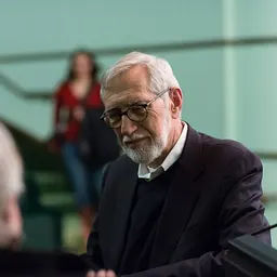 Portrait of Laurie Olin