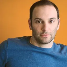 Portrait of Andrew Weinreich