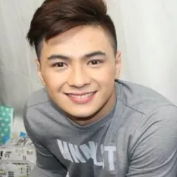 Portrait of Kenneth Medrano