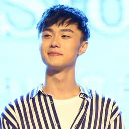 Portrait of Patrick Shi