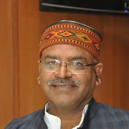 Portrait of Alok Sanjar
