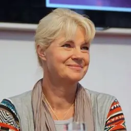 Portrait of Nele Neuhaus