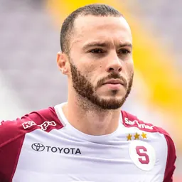 Portrait of Henrique Moura