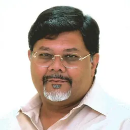 Portrait of Viveck Goenka