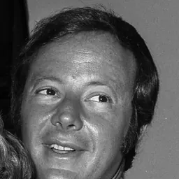 Portrait of Jay Bernstein