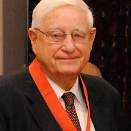 Portrait of Ian Pool