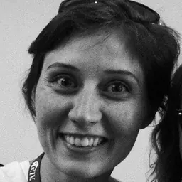 Portrait of Lindsey Doe