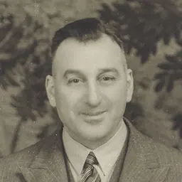 Portrait of Frank Gaha